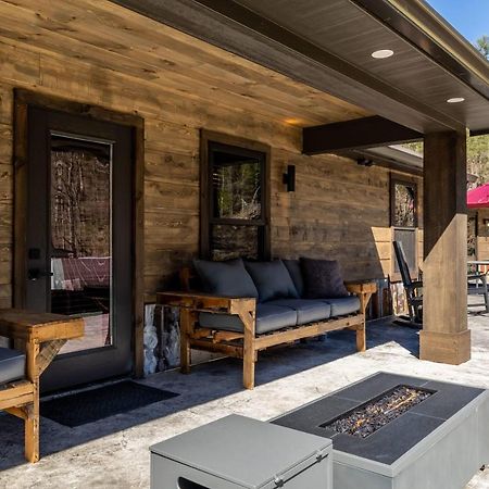 New Rustic Luxe Cabin Billiards Spa Near Gsmnp Townsend Exteriör bild