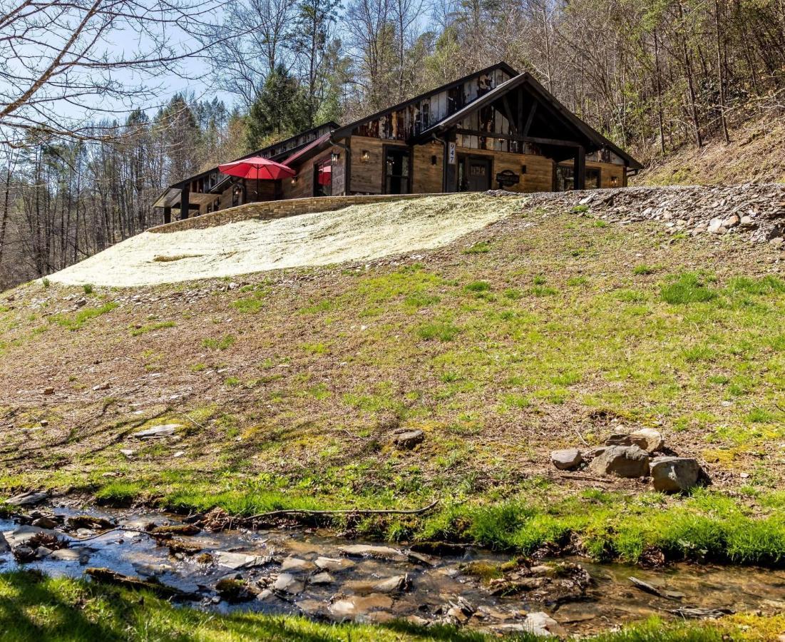 New Rustic Luxe Cabin Billiards Spa Near Gsmnp Townsend Exteriör bild