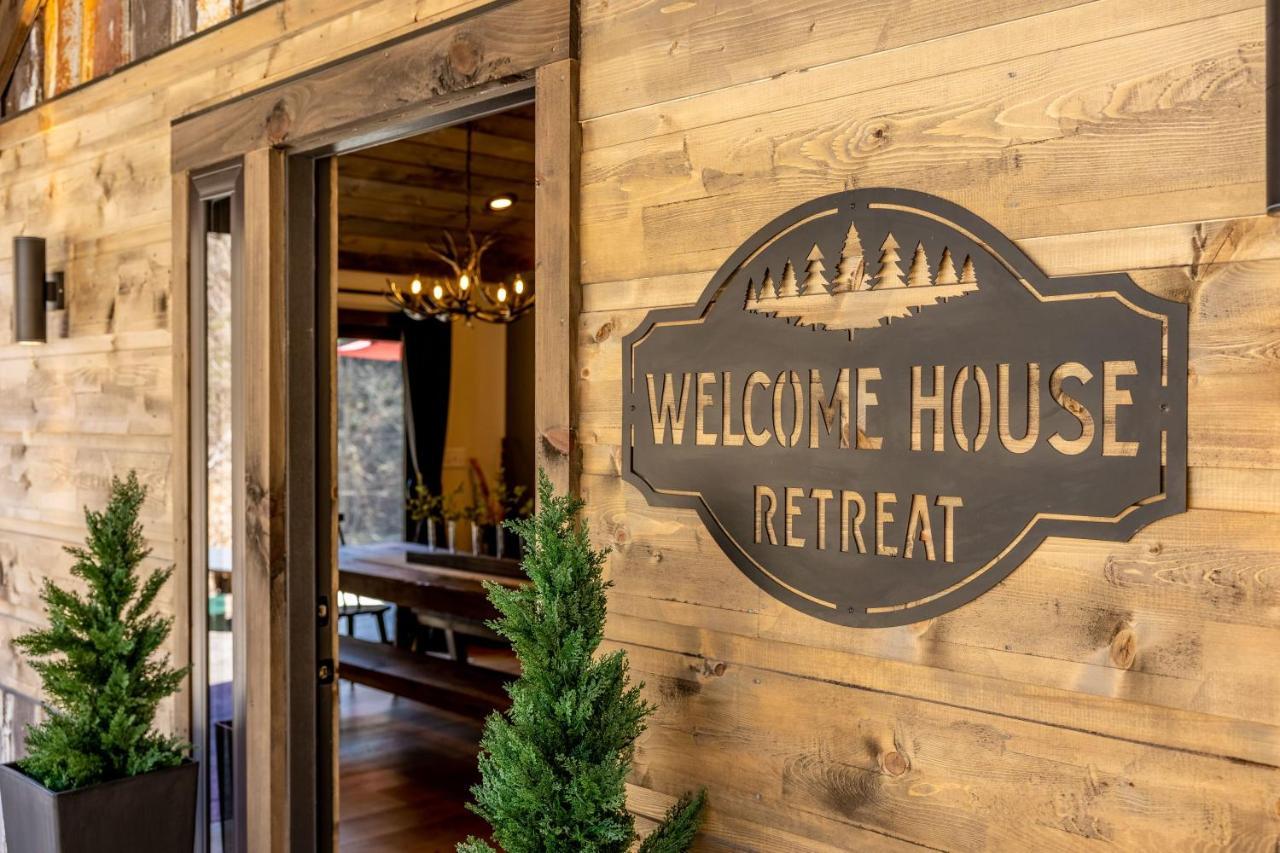 New Rustic Luxe Cabin Billiards Spa Near Gsmnp Townsend Exteriör bild